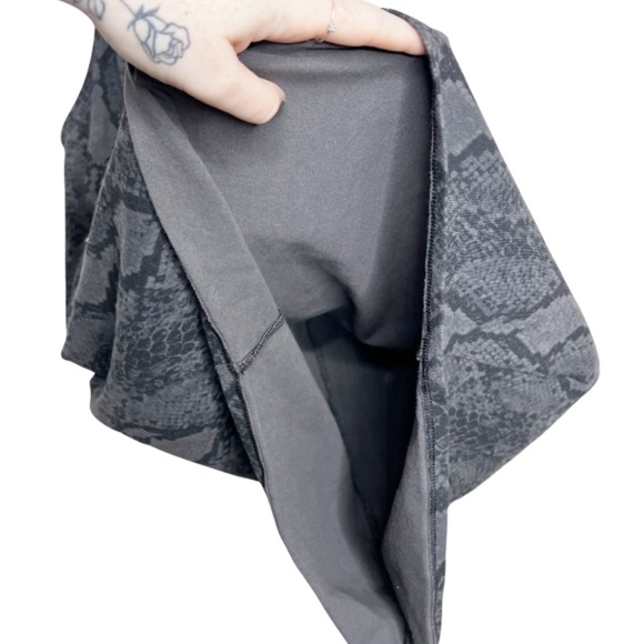 Express Women’s Snakeskin One Shoulder Bodycon Tight Formal Sexy Mini Dress - Picture 5 of 16